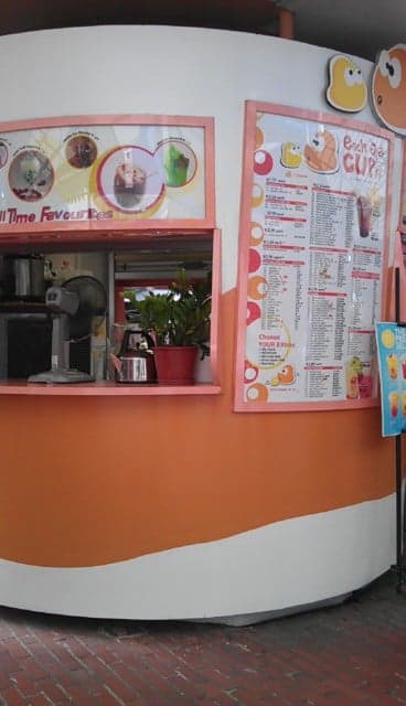 Each-A-Cup, Marine Parade